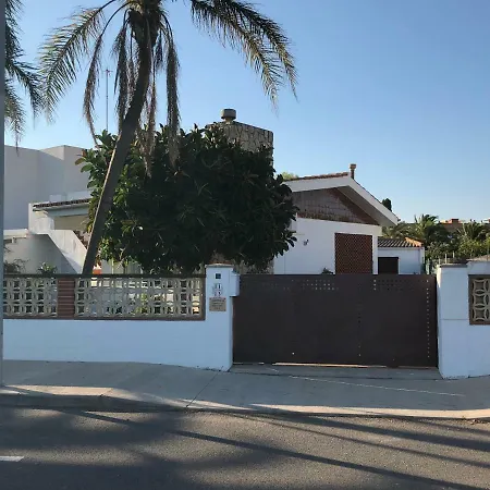 펜션 Carrer Voramar 11